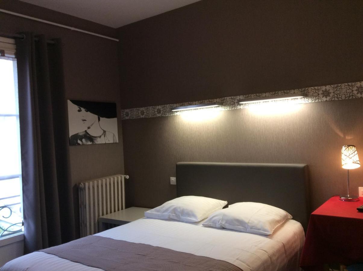 Hotel Berthelot Tours Bagian luar foto