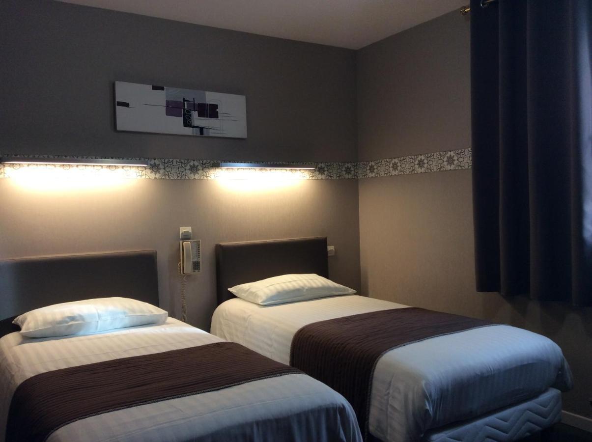 Hotel Berthelot Tours Bagian luar foto